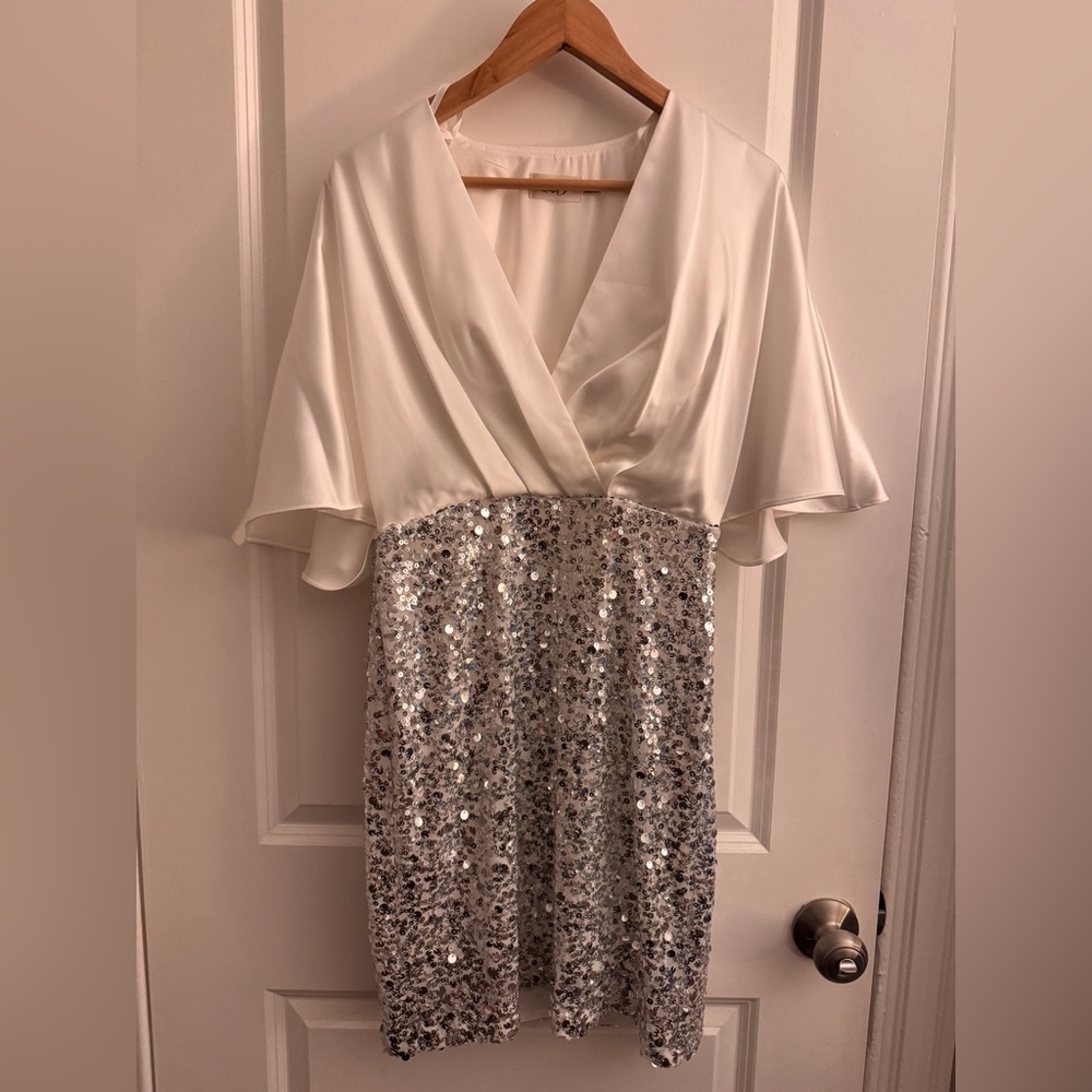 ELIZA J Paillettes Sequin Embellished Cocktail Dress - lys Size 4 MSRP $218 - Picture 5 of 11